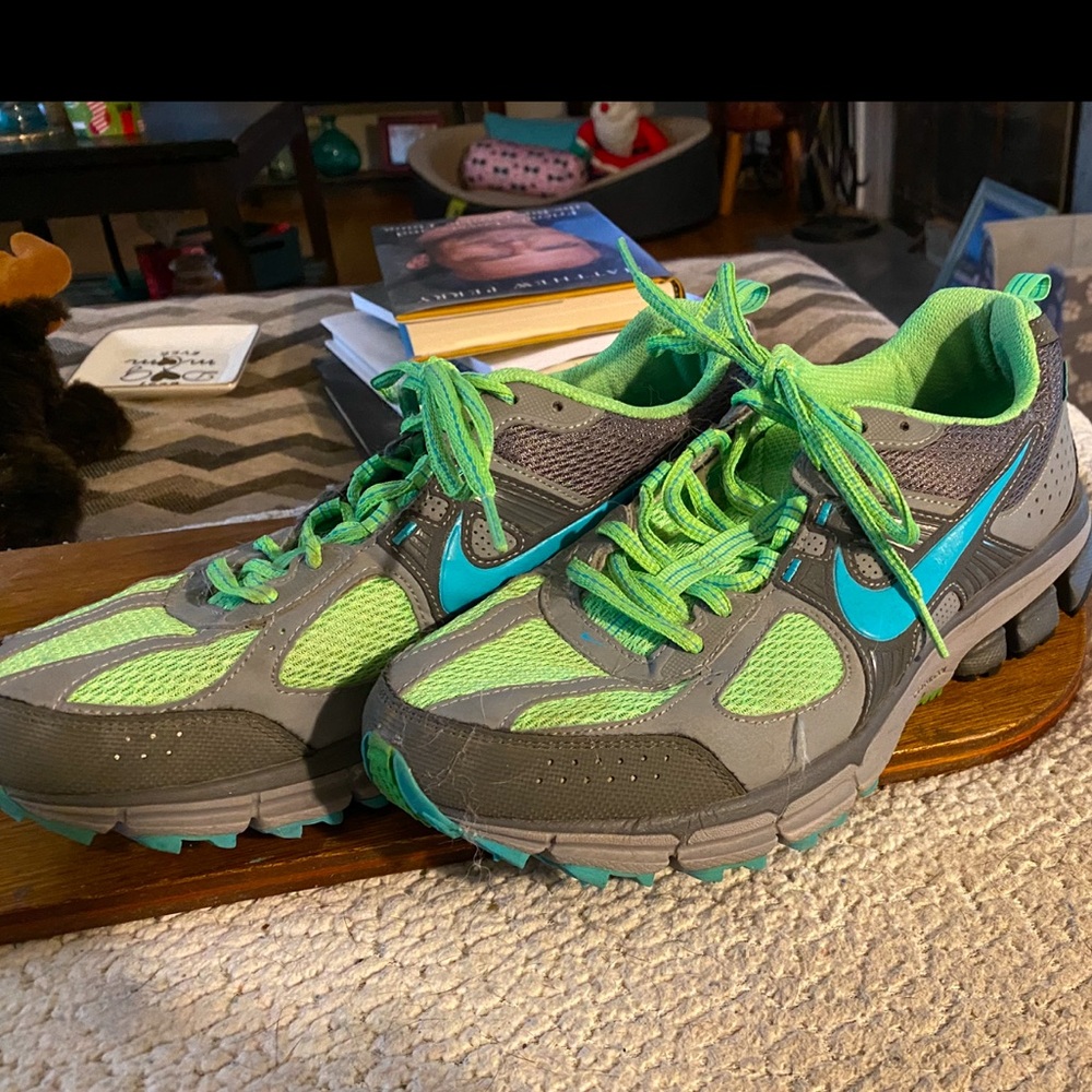 Women’s Nike Athletic Shoes size 9.5